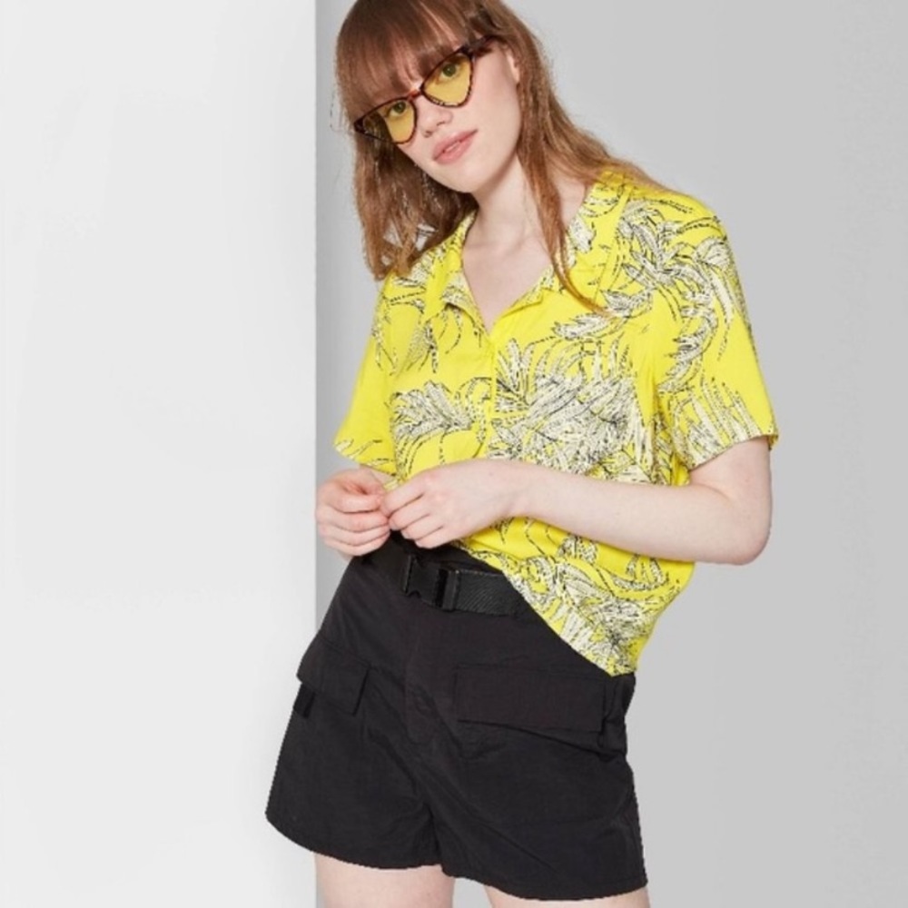 Target Wild Fable Neon Yellow Button Down Hawaiian Shirt